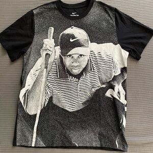 Men’s Nike Tiger Woods 25th Anniversary Tee